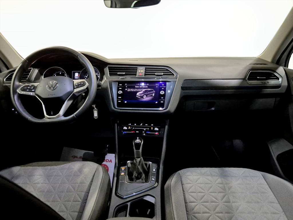 Volkswagen Tiguan 2.0 tdi scr Life 150cv dsg