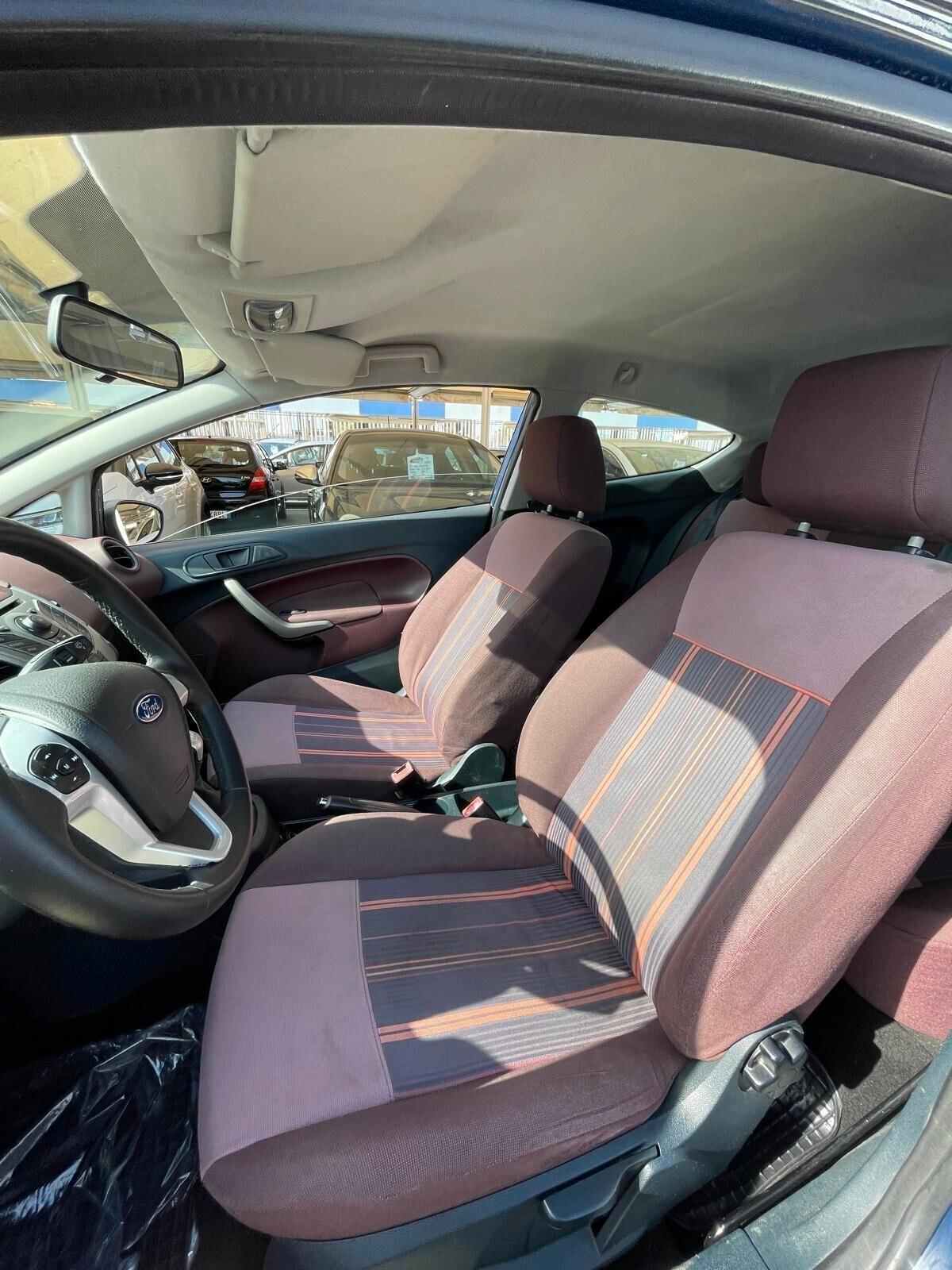 FORD FIESTA 1.4 BENZGPL