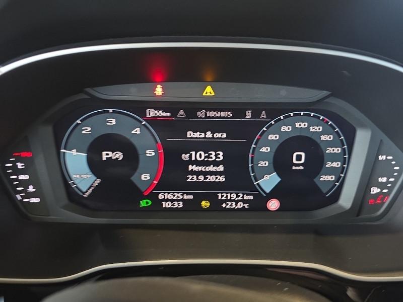 AUDI Q3 35 TDI S TRONIC BUSINESS ADVANCED SUV