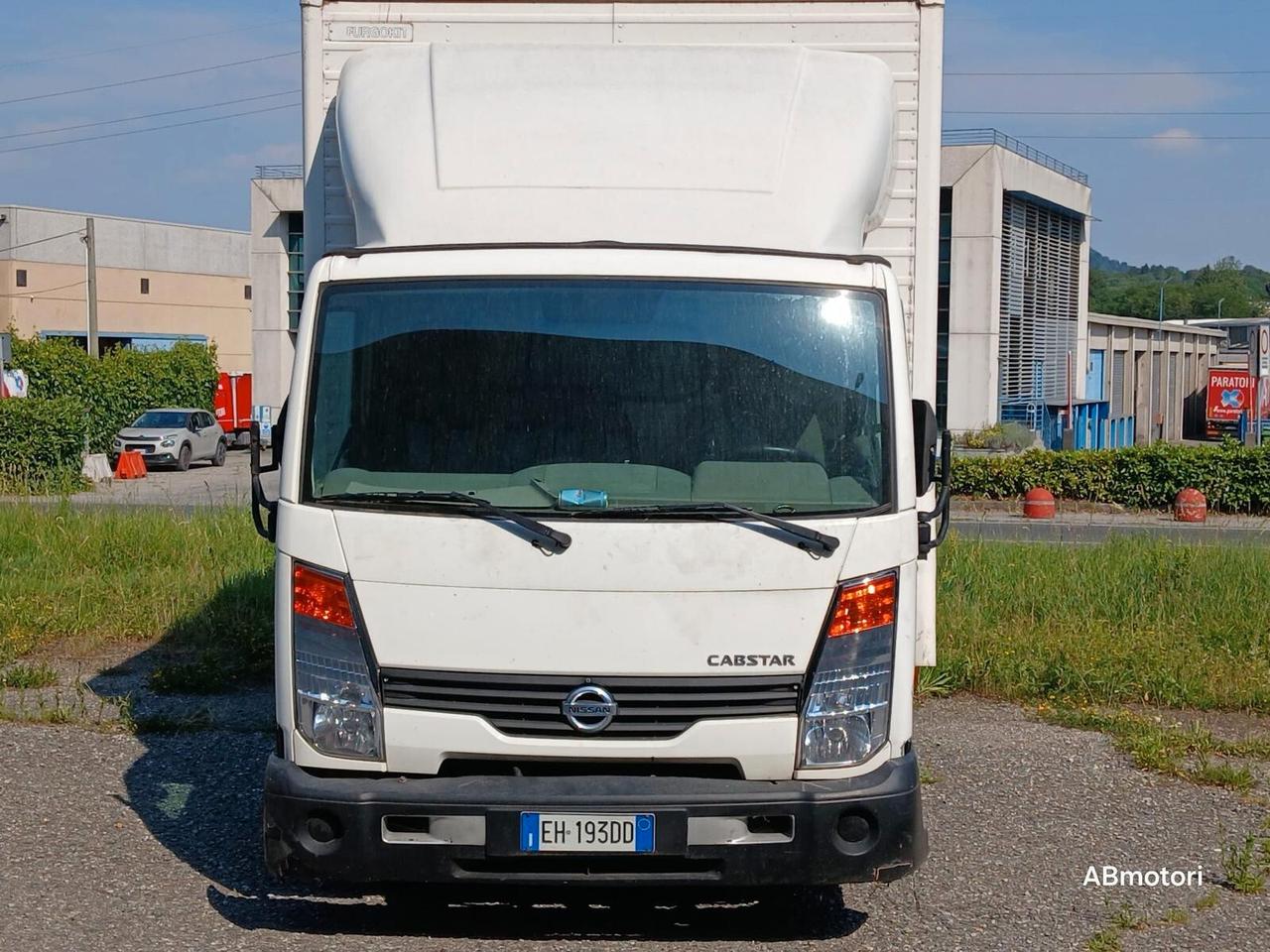 Nissan Cabstar 2.5 diesel