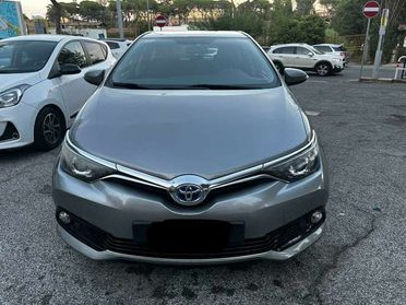 Toyota Auris Auris II 2015 1.8h Lounge cvt