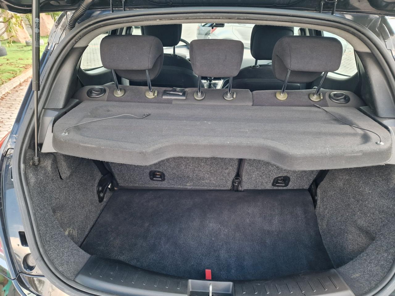 Lancia Ypsilon 1.2 69 CV 2014 neopatentati