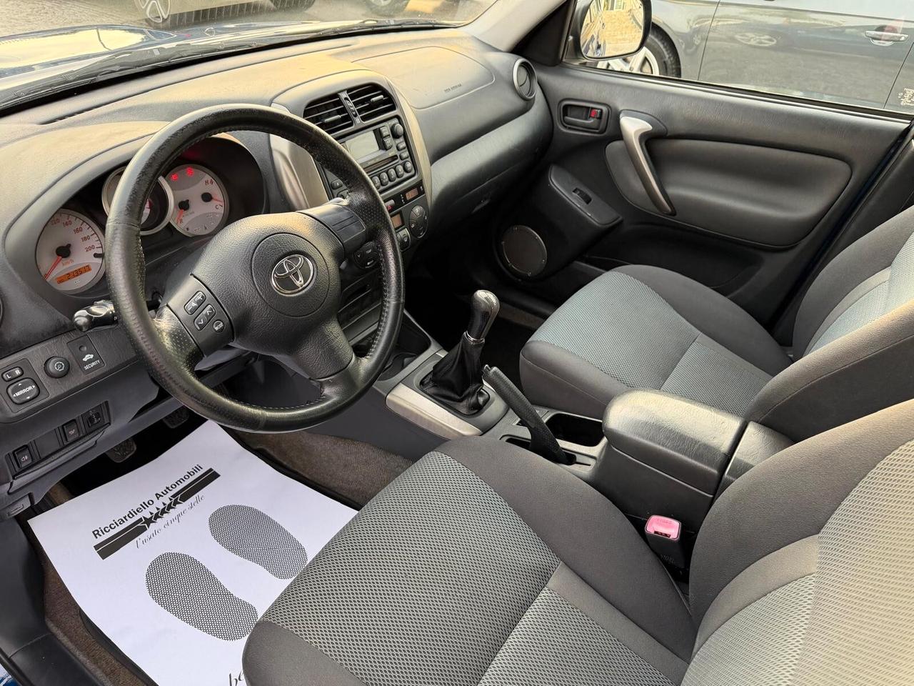 Toyota RAV 4 2.0 Tdi D-4D cat 5 porte Sol