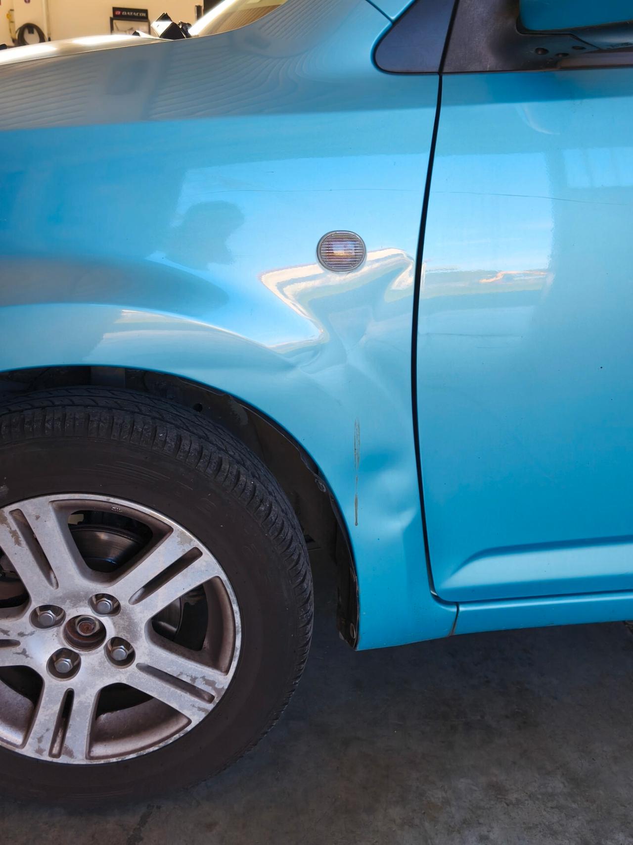 Daihatsu Sirion 1.0 12v