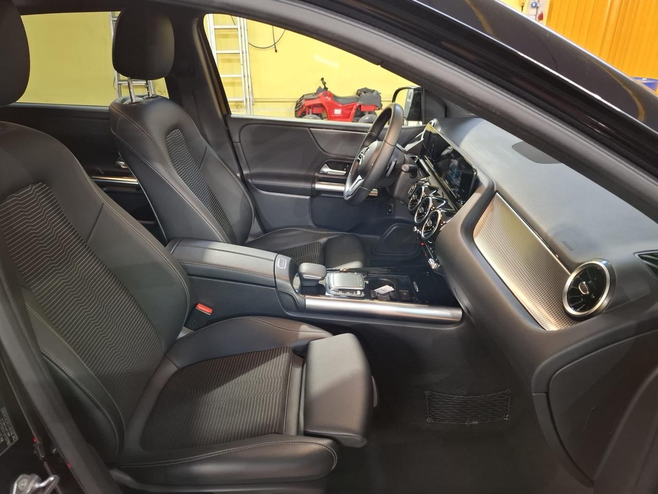 Mercedes-benz B 180 d Automatic Premium full optional