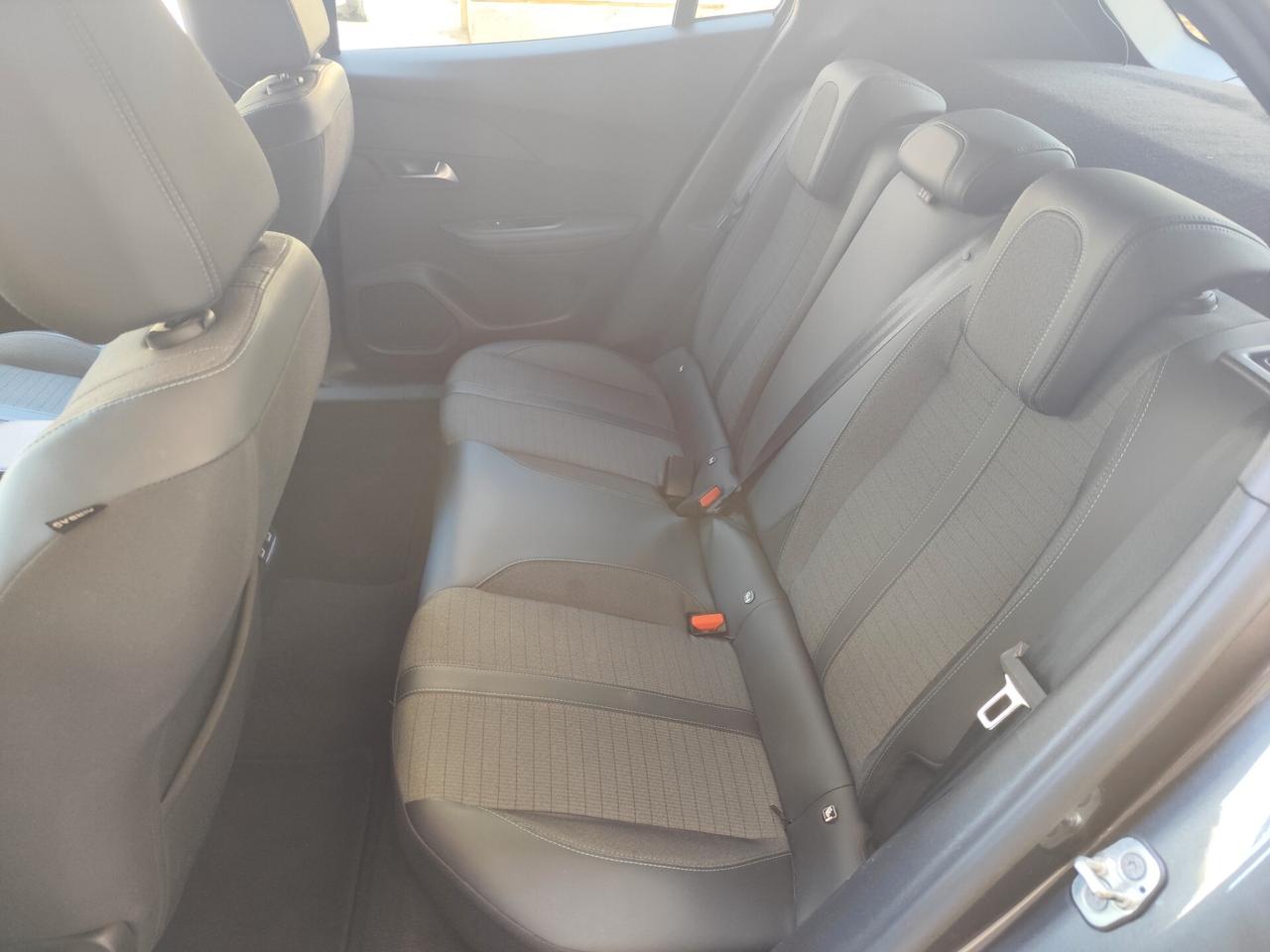 Peugeot 2008 1.5 BlueHDi 130CV ALLURE AUTOMATICA