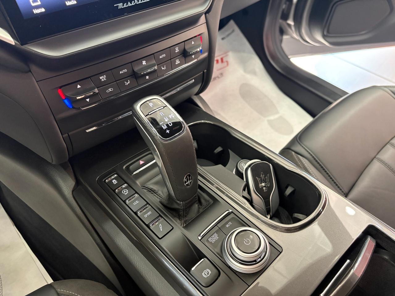 Maserati Ghibli 3.0 V6 Modena 350cv RWD auto ITALIANA
