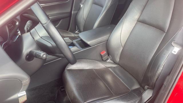 MAZDA 3 2.0L Skyactiv-G M-Hybrid Exclusive