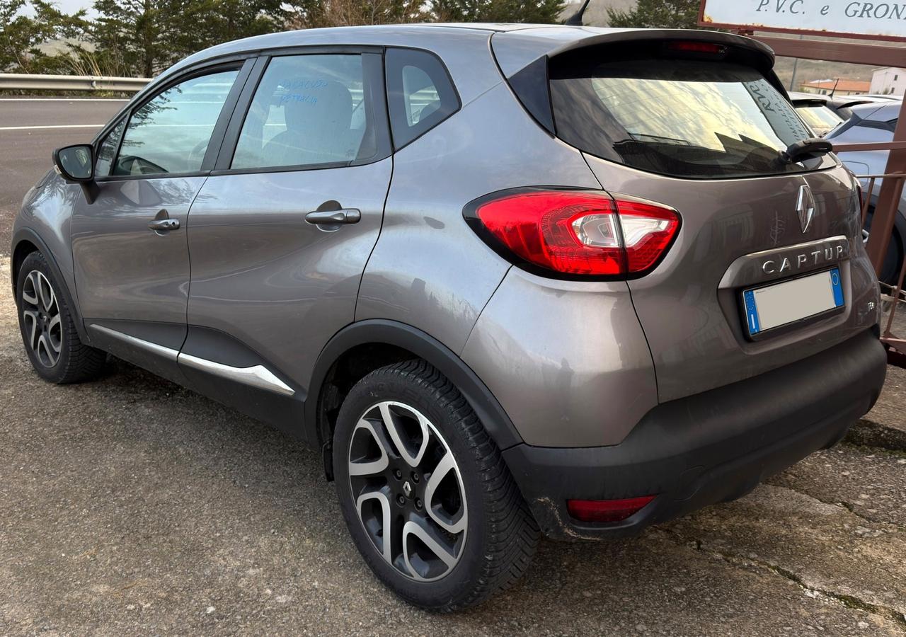 Renault Captur 0.9 TCe 90 CV Zen