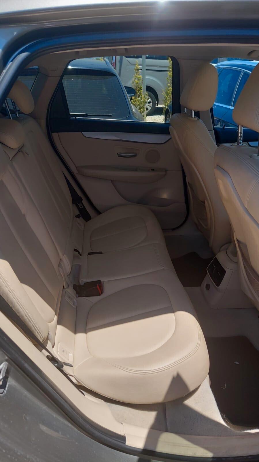 Bmw 216 216d Active Tourer Sport