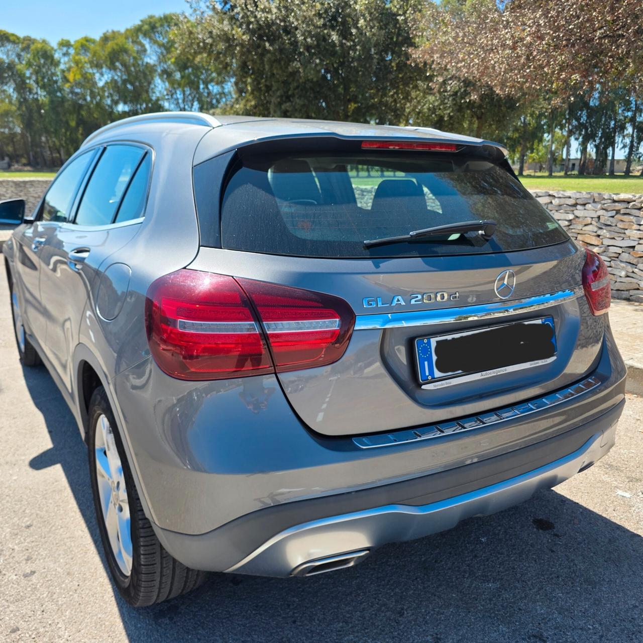 Mercedes-benz GLA 200 d Premium