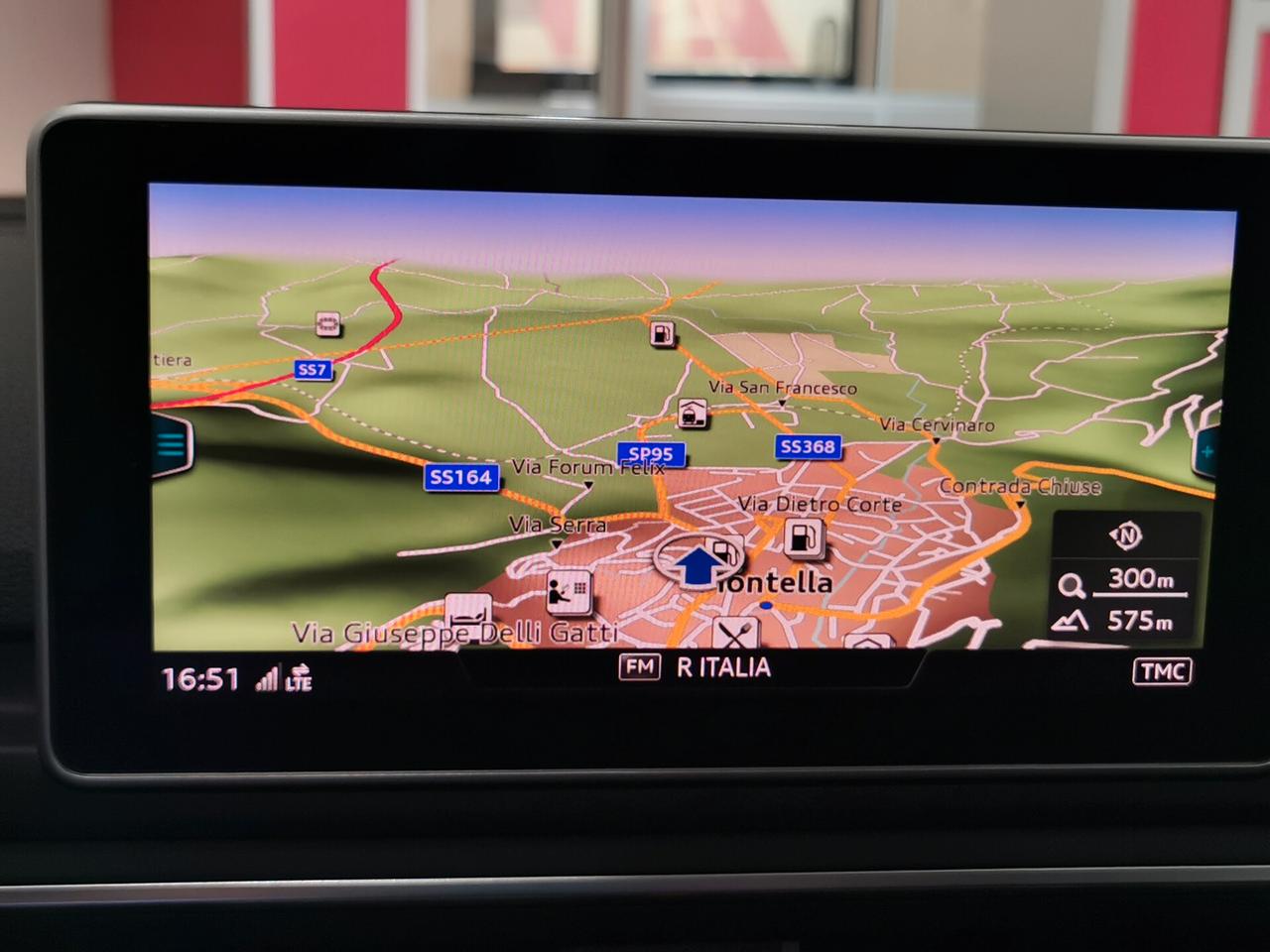 Audi A4 40 TFSI S tronic Business Sport