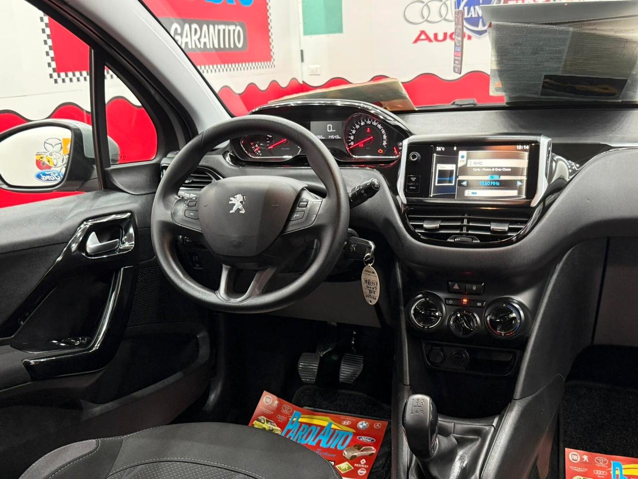 Peugeot 208 1.4 HDi 68cv Allure - 2013