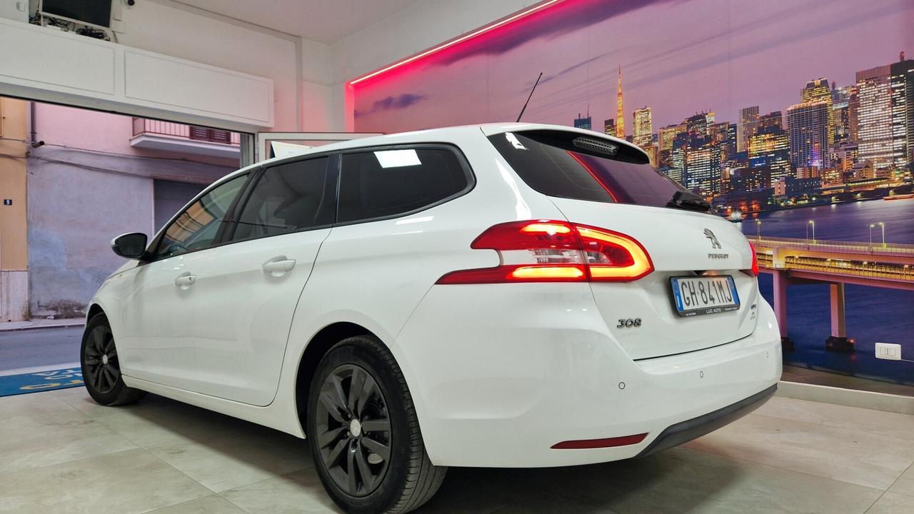 Peugeot 308 BlueHDi 120 S&S SW Business
