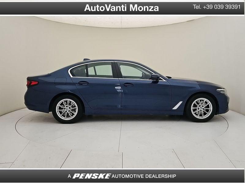 BMW Serie 5 520d mhev 48V Business auto