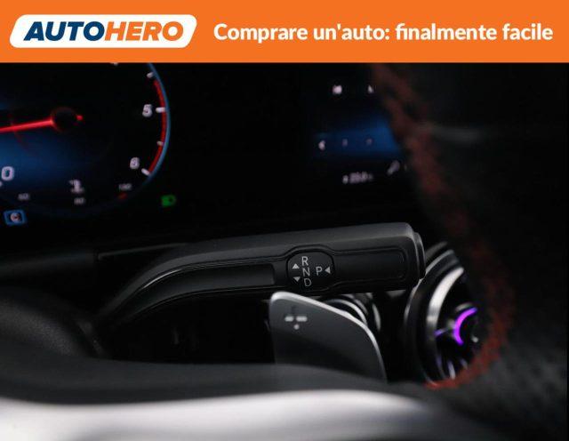 MERCEDES-BENZ GLA 180 d Automatic Premium