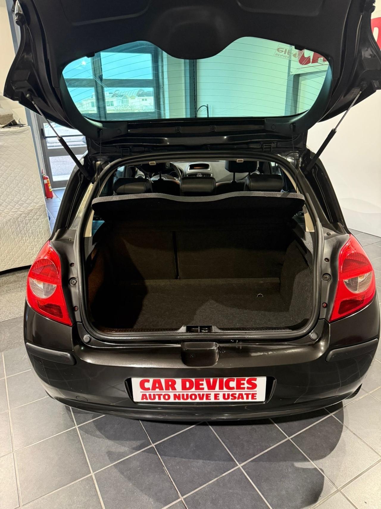 RENAULT CLIO 1.5 -NEOPATENTATI-UNICO PROPRIETARIO