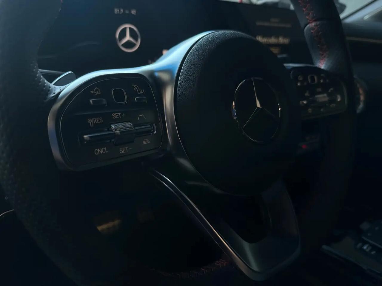 Mercedes-benz A 250 Automatic 4Matic AMG Line Premium Plus
