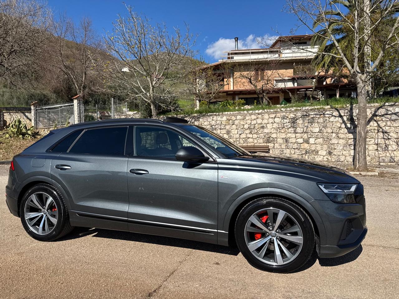 Audi Q8 50 TDI 286 CV quattro tiptronic Sport