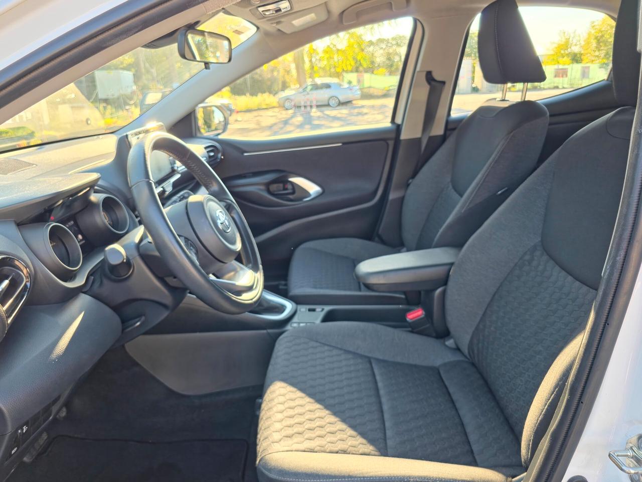 Toyota Yaris 1.5 Hybrid 5 porte Trend Automatica E6 NEO 2023