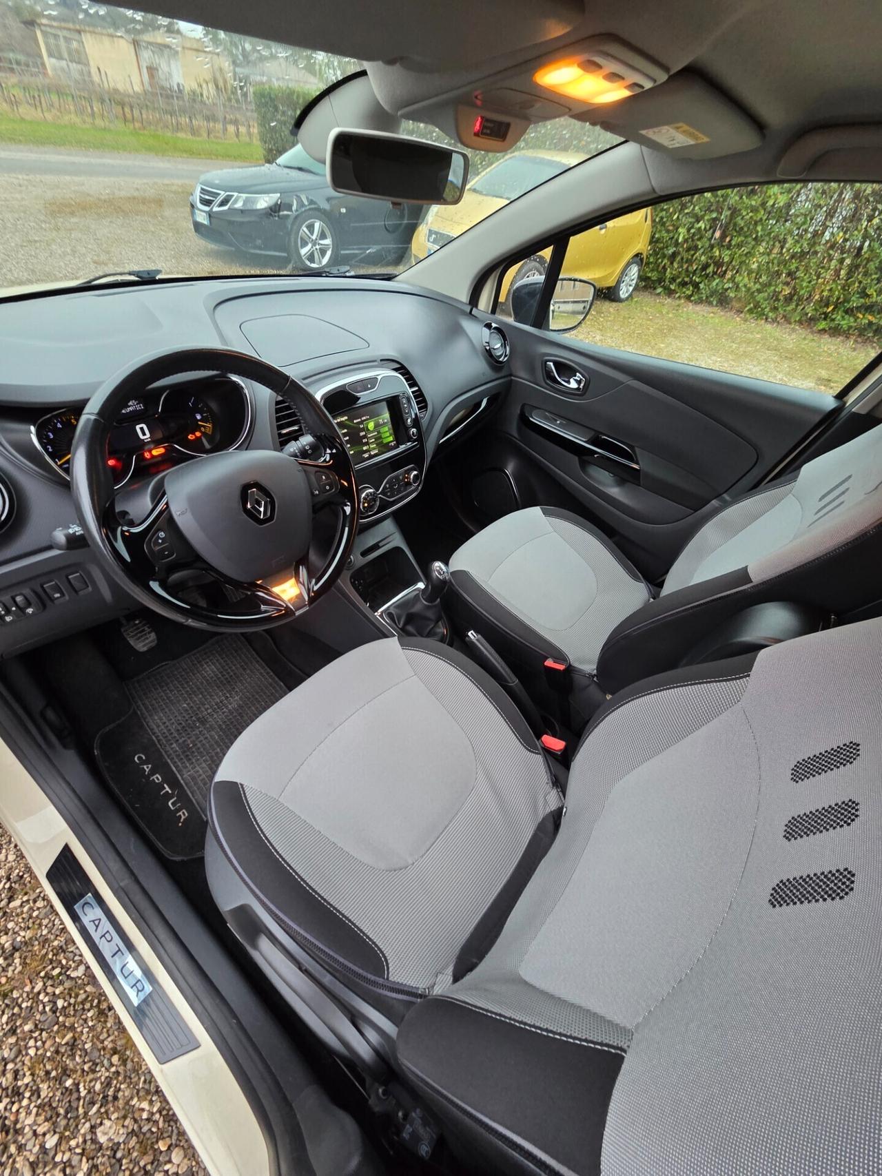 Renault Captur dCi 8V 90 CV FINANZIABILE