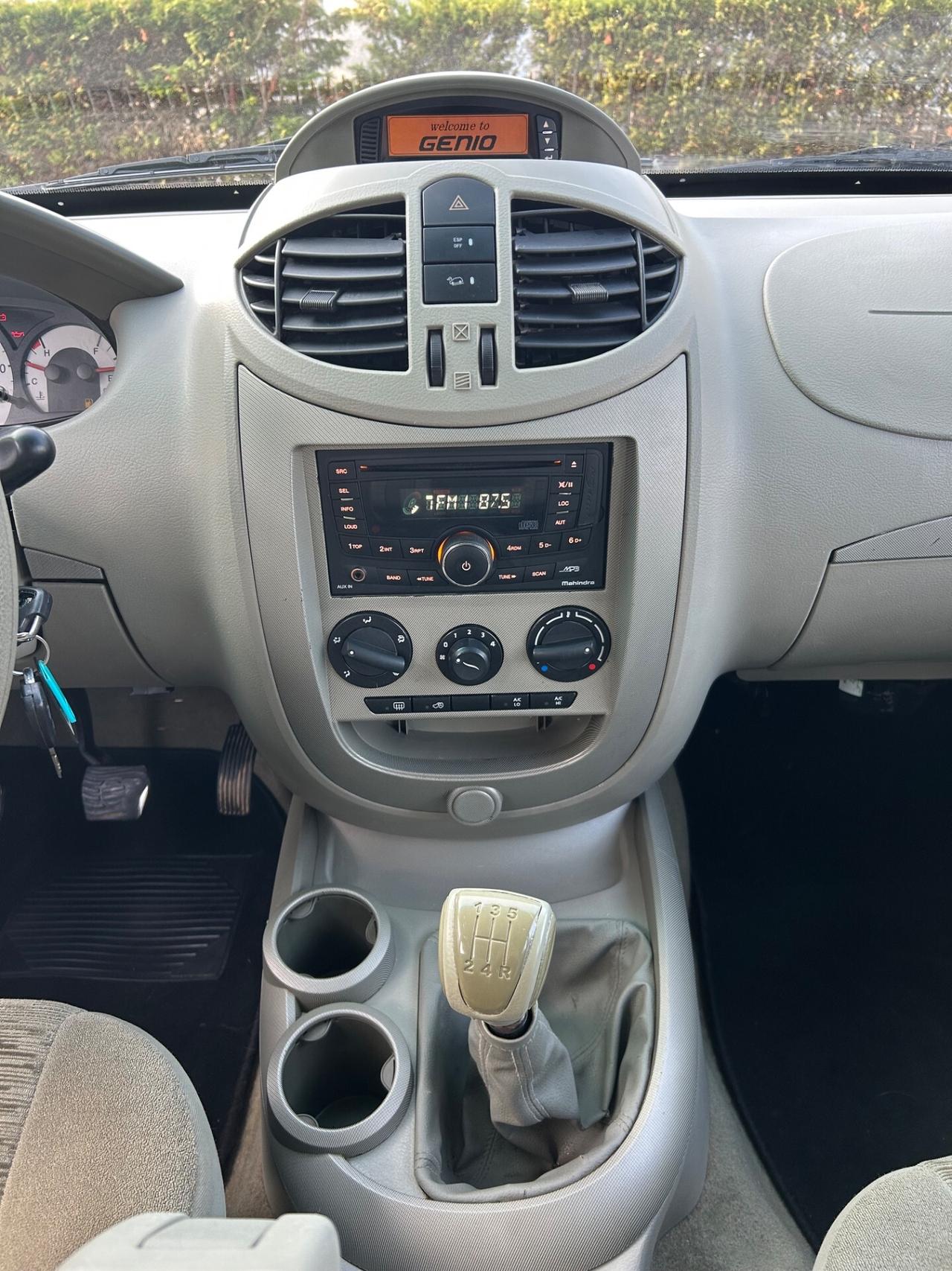 Mahindra Genio 2.2 DC4 N1