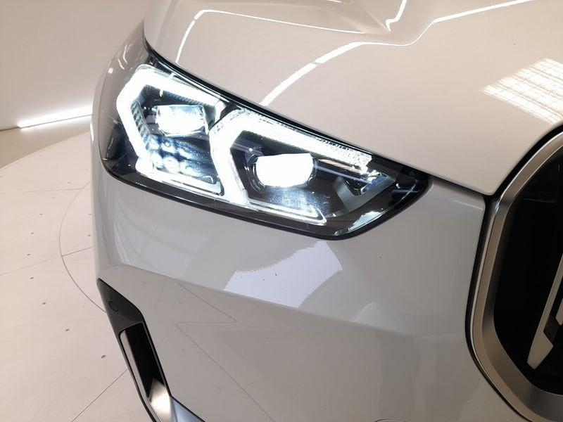 BMW X1 sDrive 18d X-Line DCT