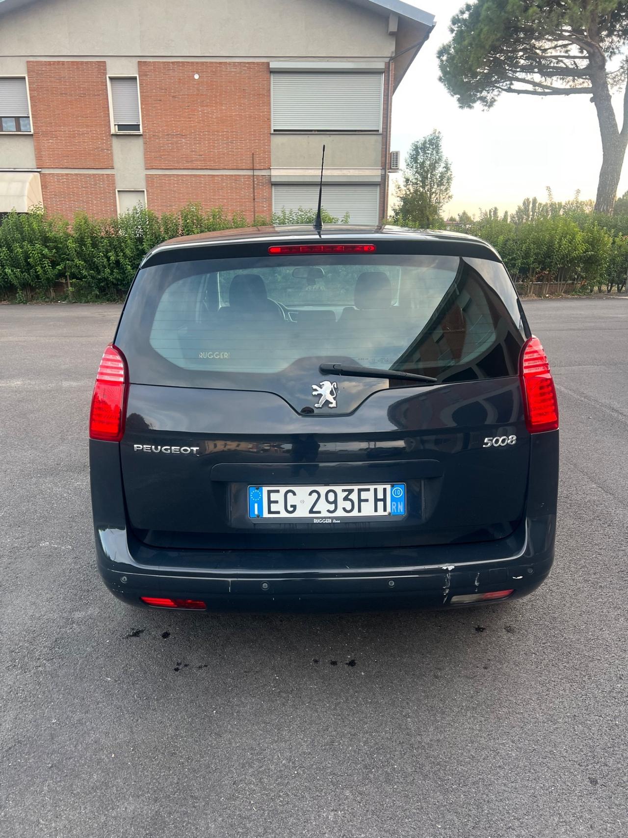 Peugeot 5008 1.6 HDi 112CV Business