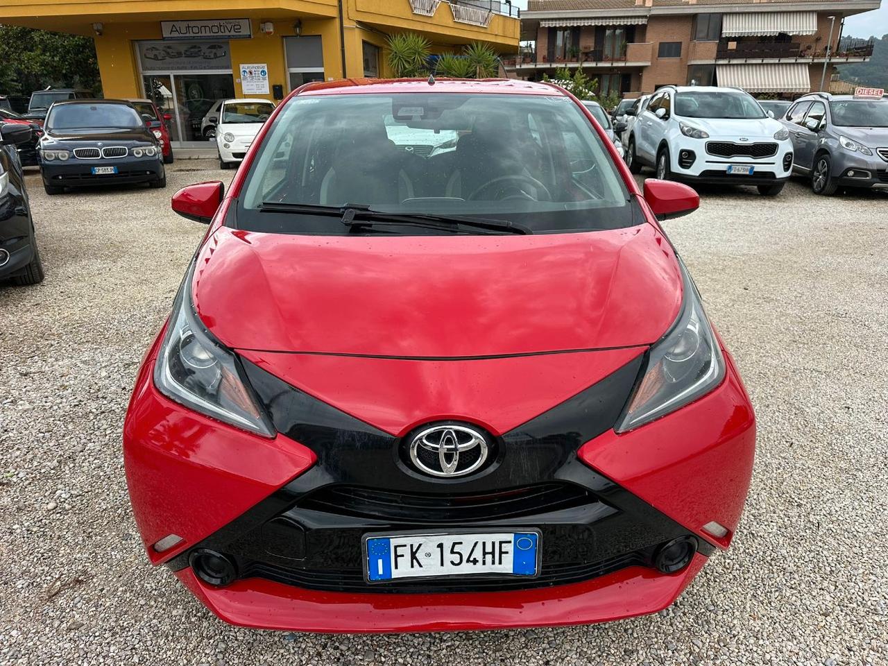 Toyota Aygo 5 Porte Aygo 5p 1.0 x-cool my15
