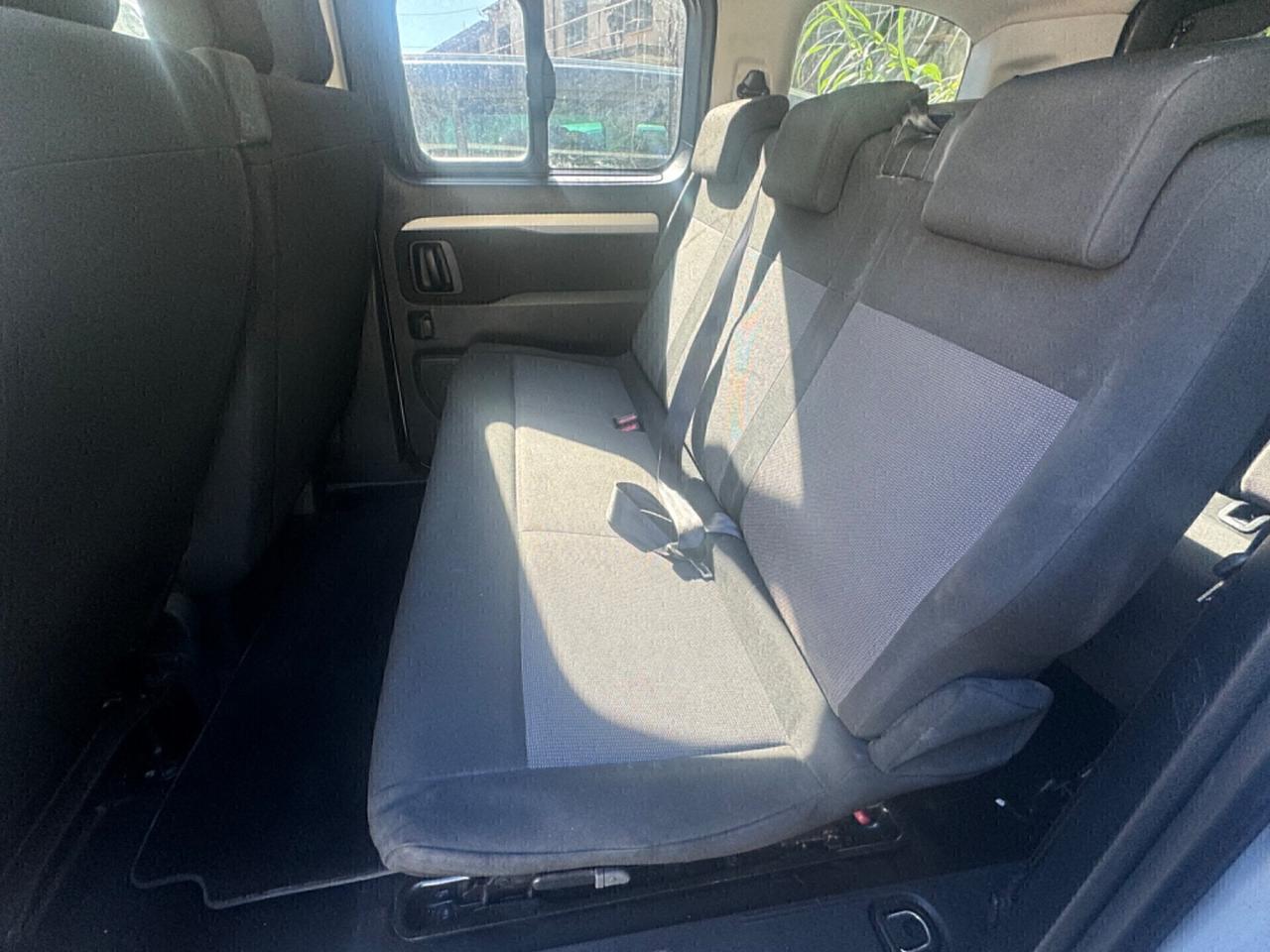 Peugeot Traveller HDI 120CV 9 POSTI 2020