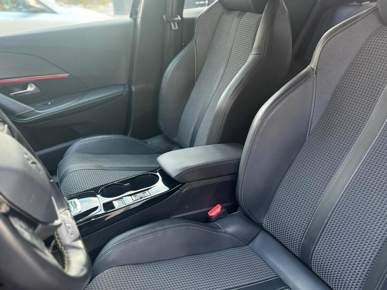 Peugeot 2008 PureTech 130 S&S GT Line