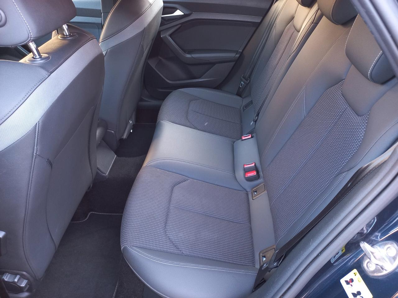 Audi A1 citycarver 25 TFSI Admired S-LINE INTERNO