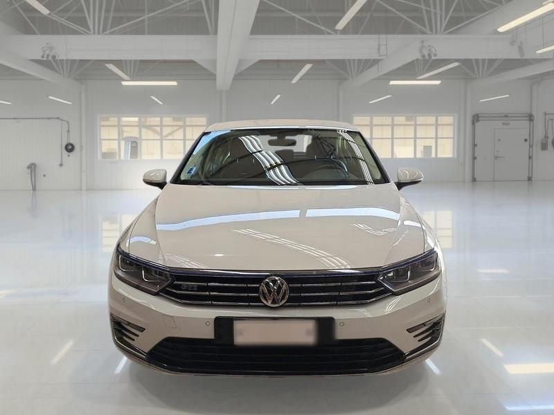VOLKSWAGEN PASSAT 1.4 TSI DSG GTE 4 PORTE BERLINA