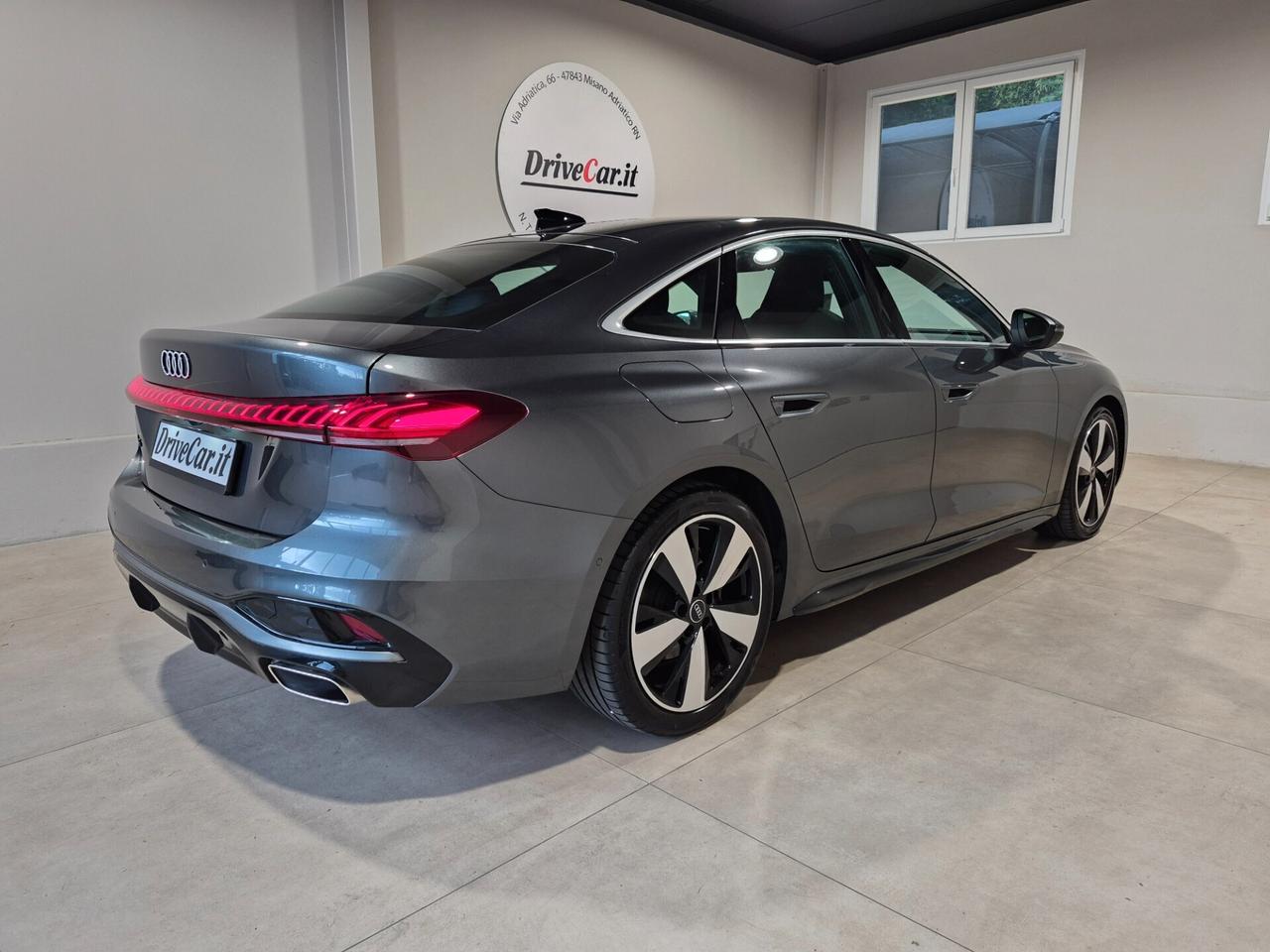 Audi A5 BERLINA 2.0 TFSI S LINE EDITION 204CV S-TRONIC MATRIX NAVI CARPLAY RETROCAM. ACC. AUTO UFFICIALE AUDI 1 PROPRIETARIO