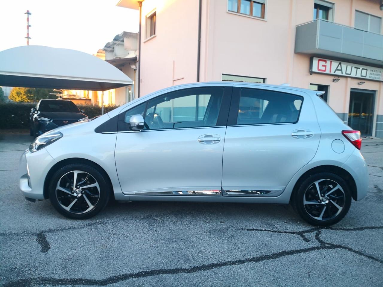Toyota Yaris 1.0 72CV 5p Lounge ***TAGLIANDI TOYOTA***