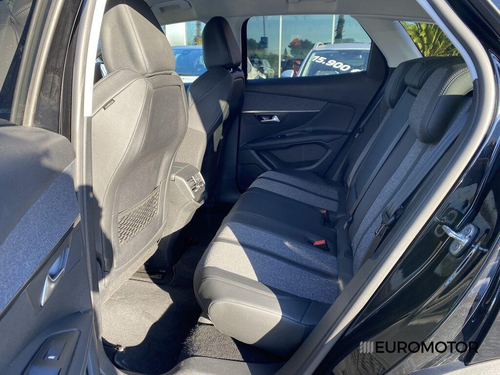 Peugeot 3008 1.5 BlueHDi Allure