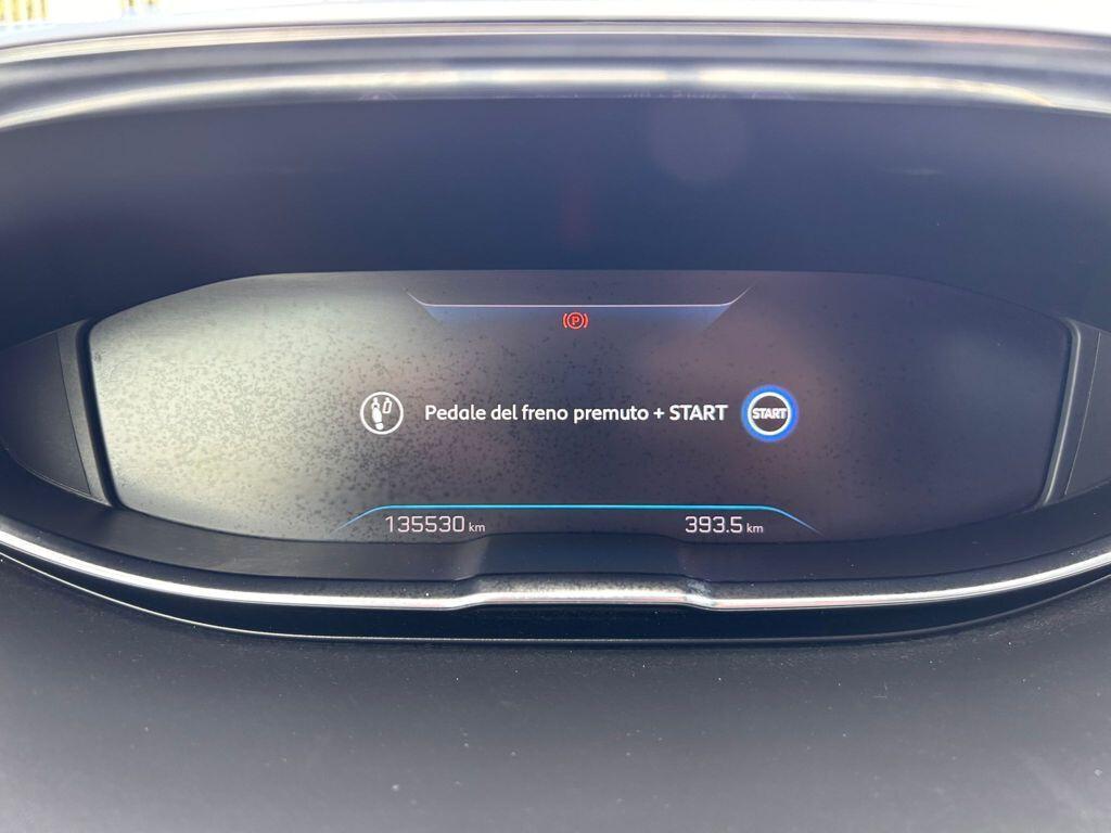 Peugeot 3008 Allure Pack 130cv EAT8