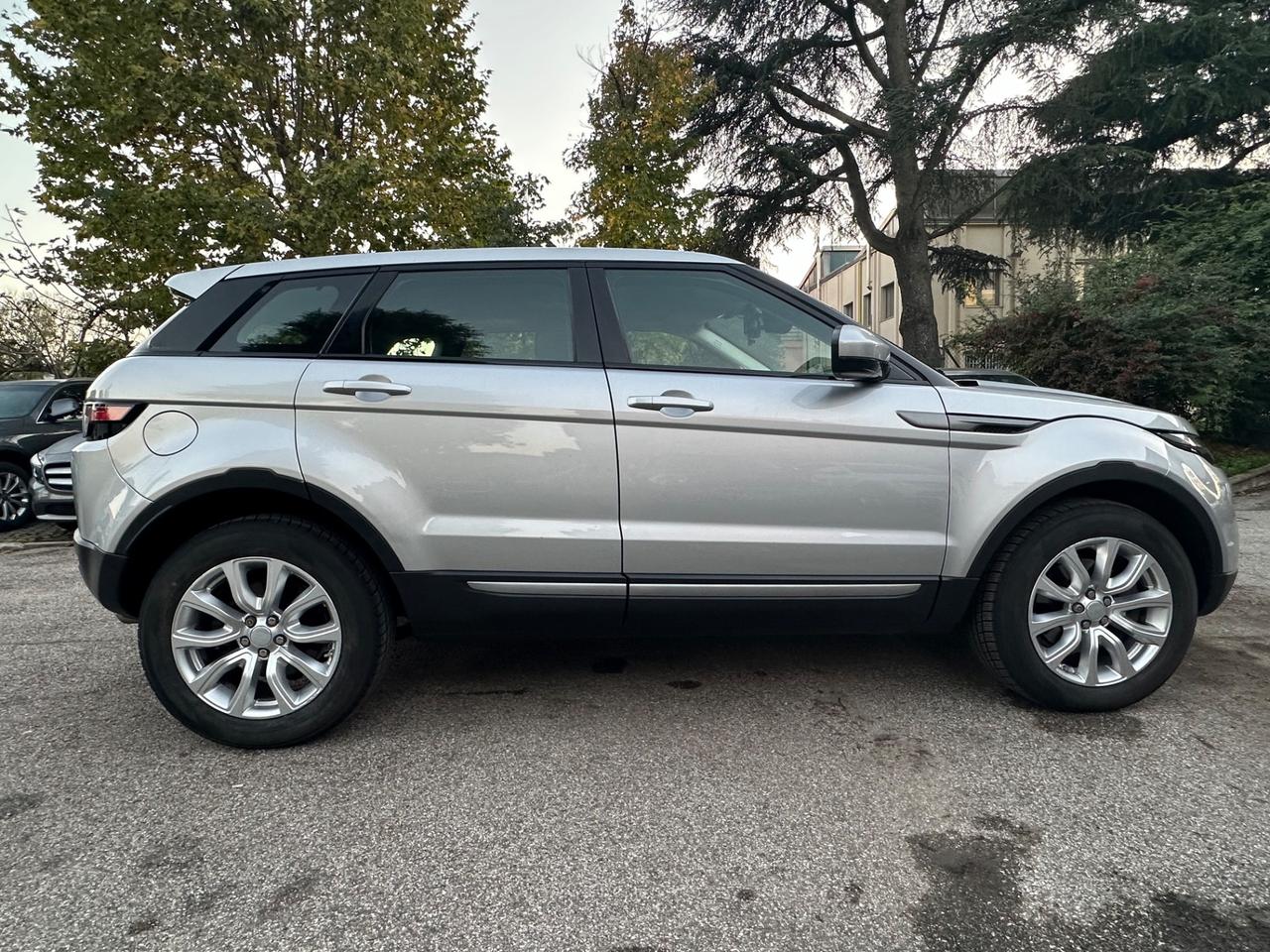 Land Rover Range Rover Evoque Range Rover Evoque 2.0 TD4 150 CV 5p. Business Edition