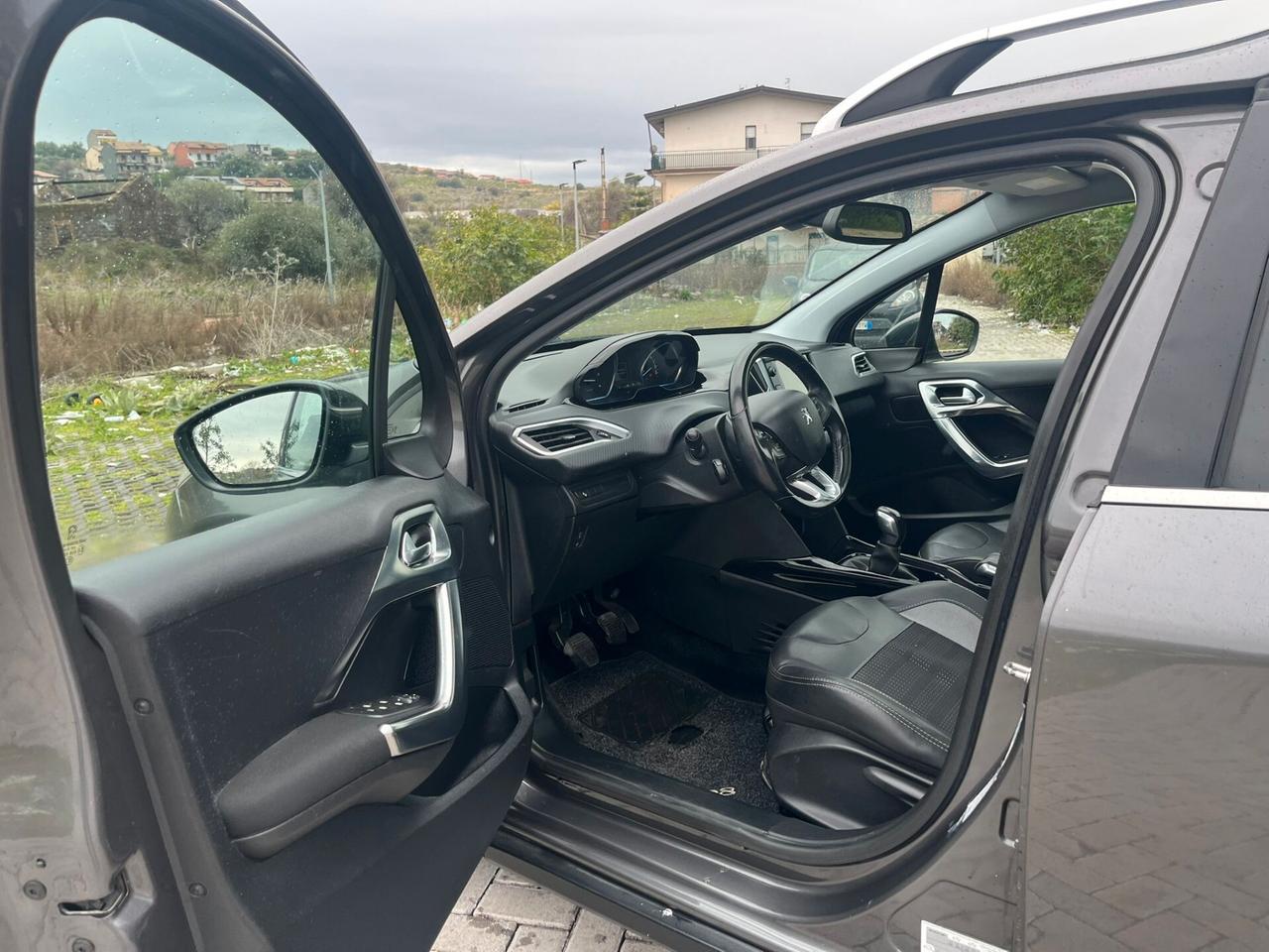 Peugeot 2008 1.6HDI FULLOPTIONAL 2017