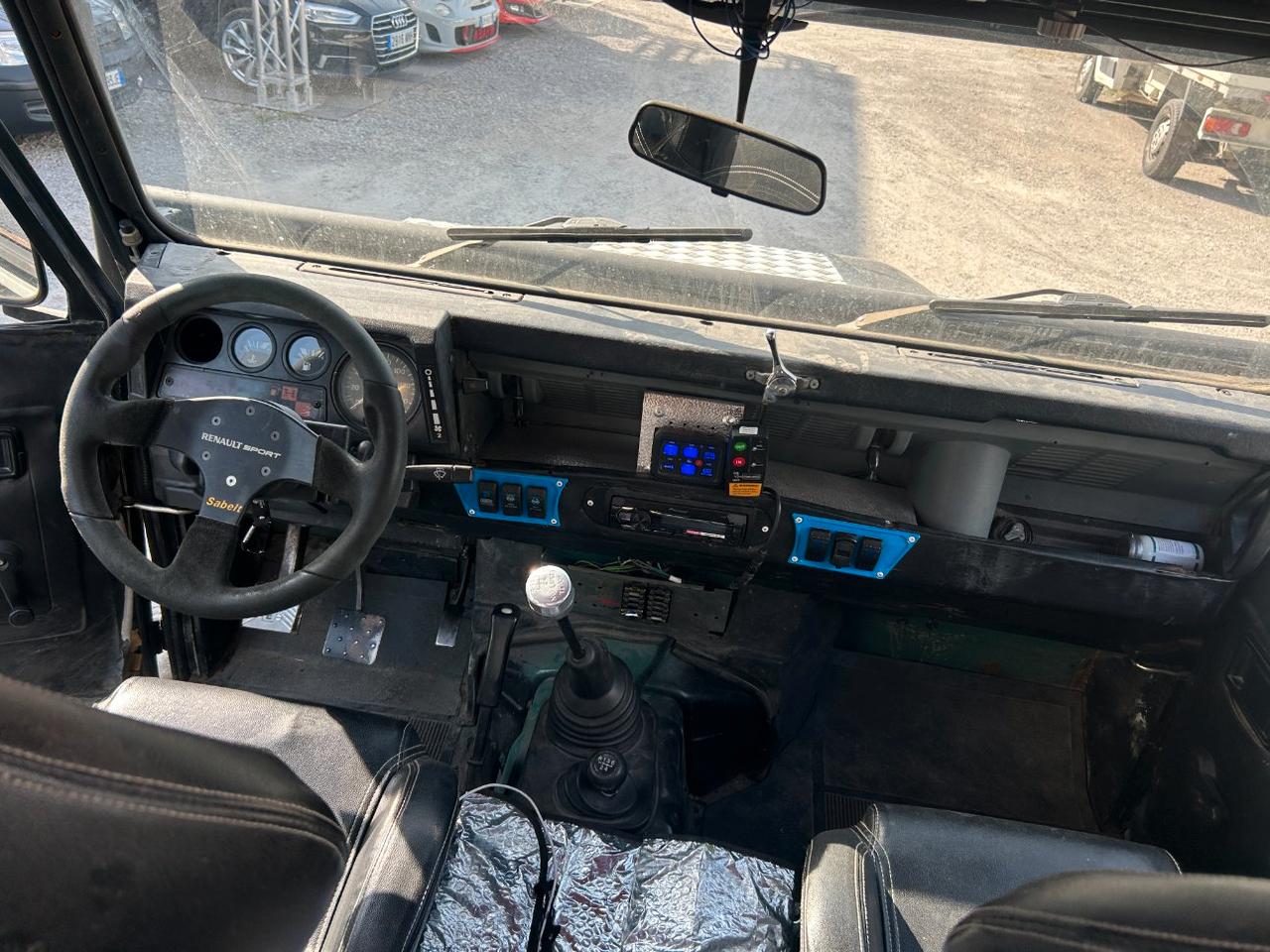 LAND ROVER DEFENDER 90 PICK-UP