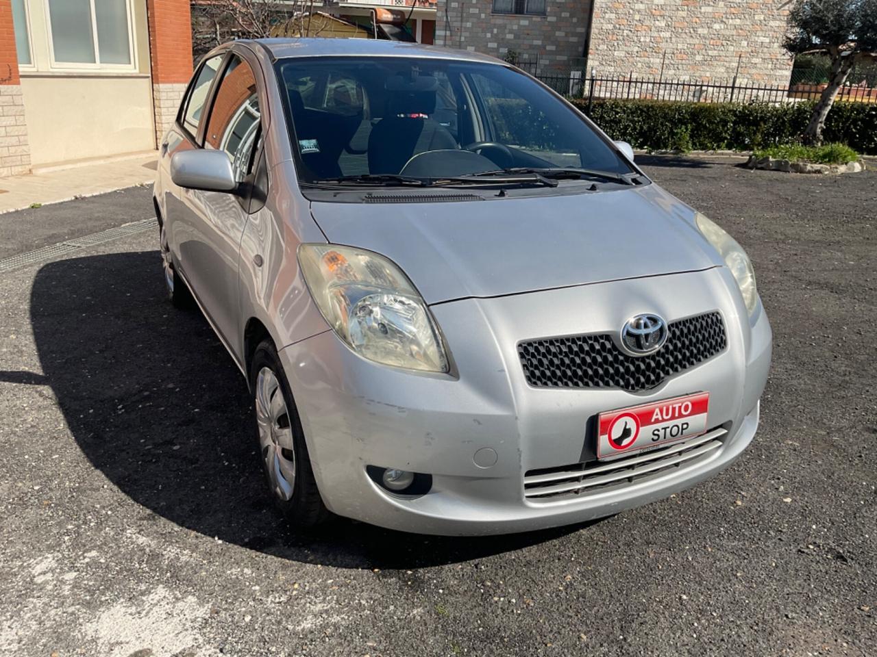 Toyota Yaris 1.3 5 porte Sol