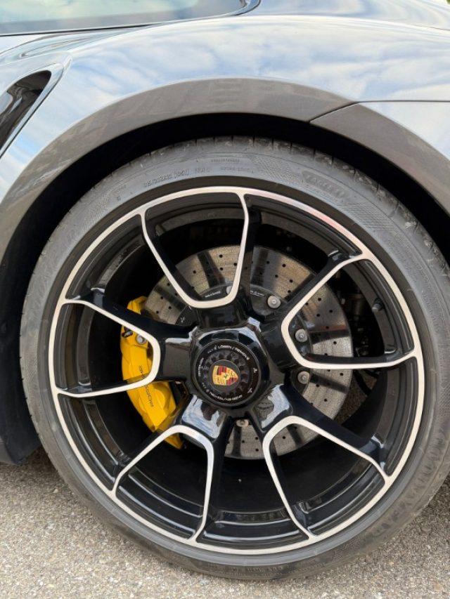 PORSCHE 911 Turbo S Coupé Asse Post Matrix Tetto special Color