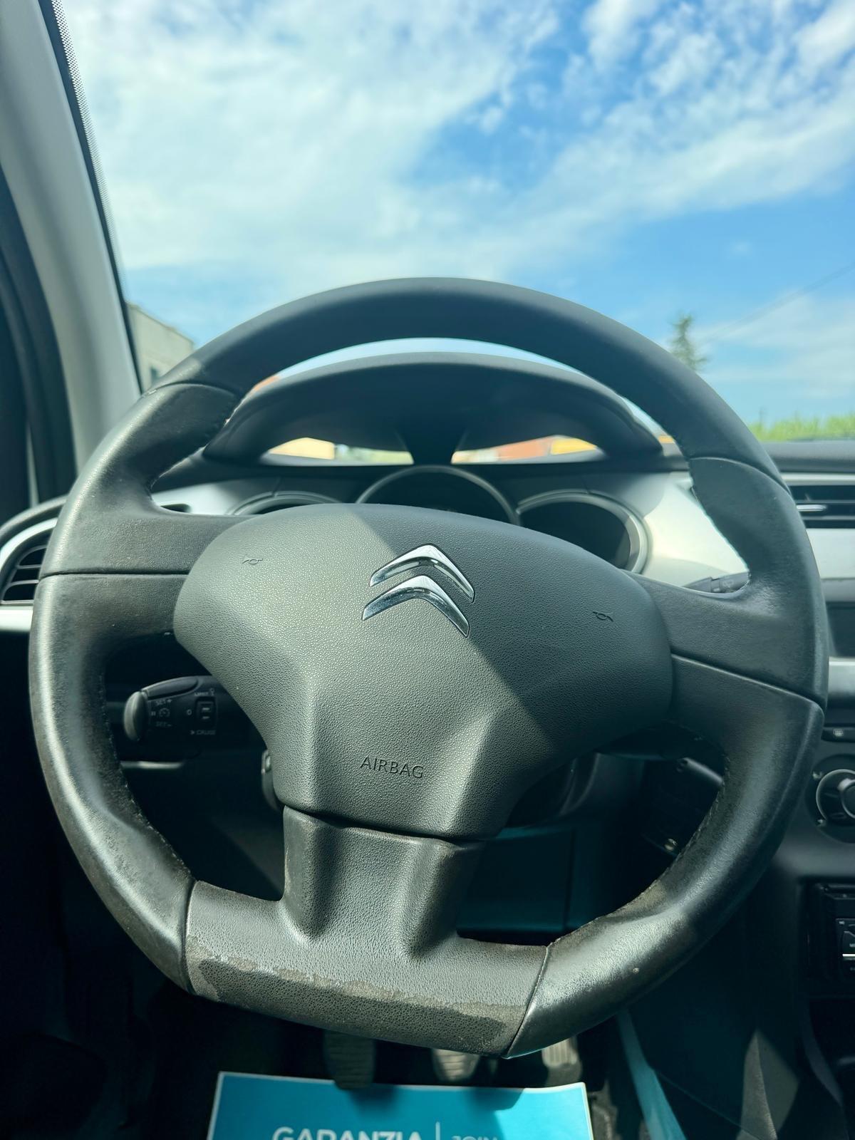 Citroen C3 1.1 Exclusive tetto panoramico - ok neopatentato