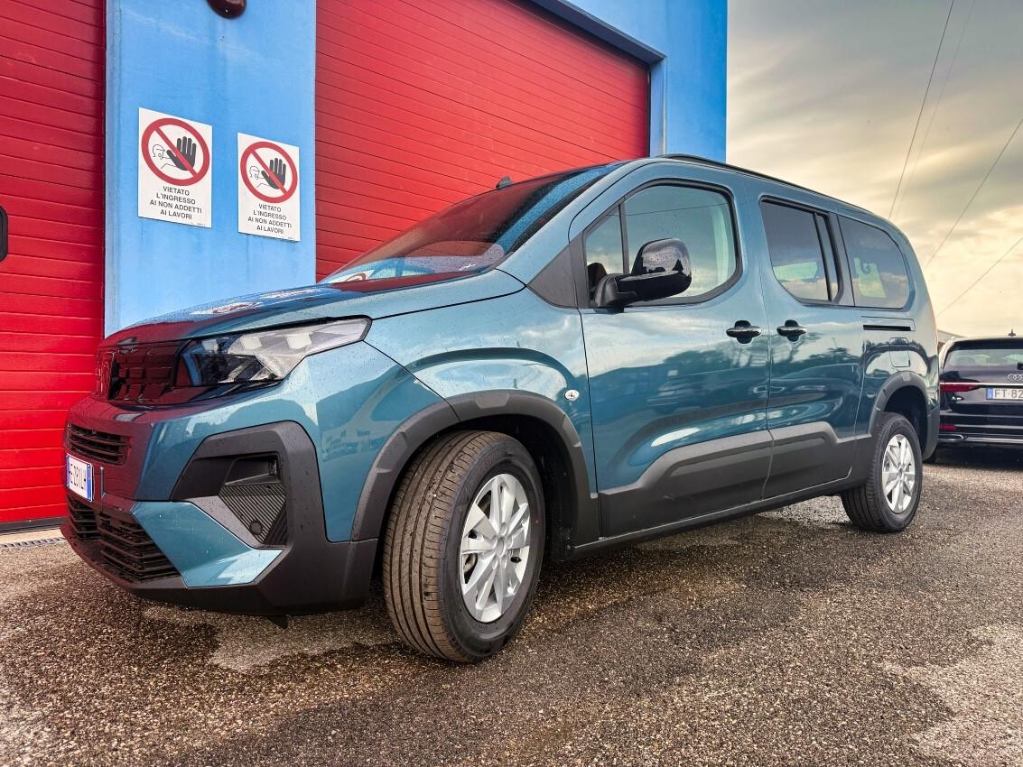 Peugeot Rifter - Auto per disabili con pianale ribassato