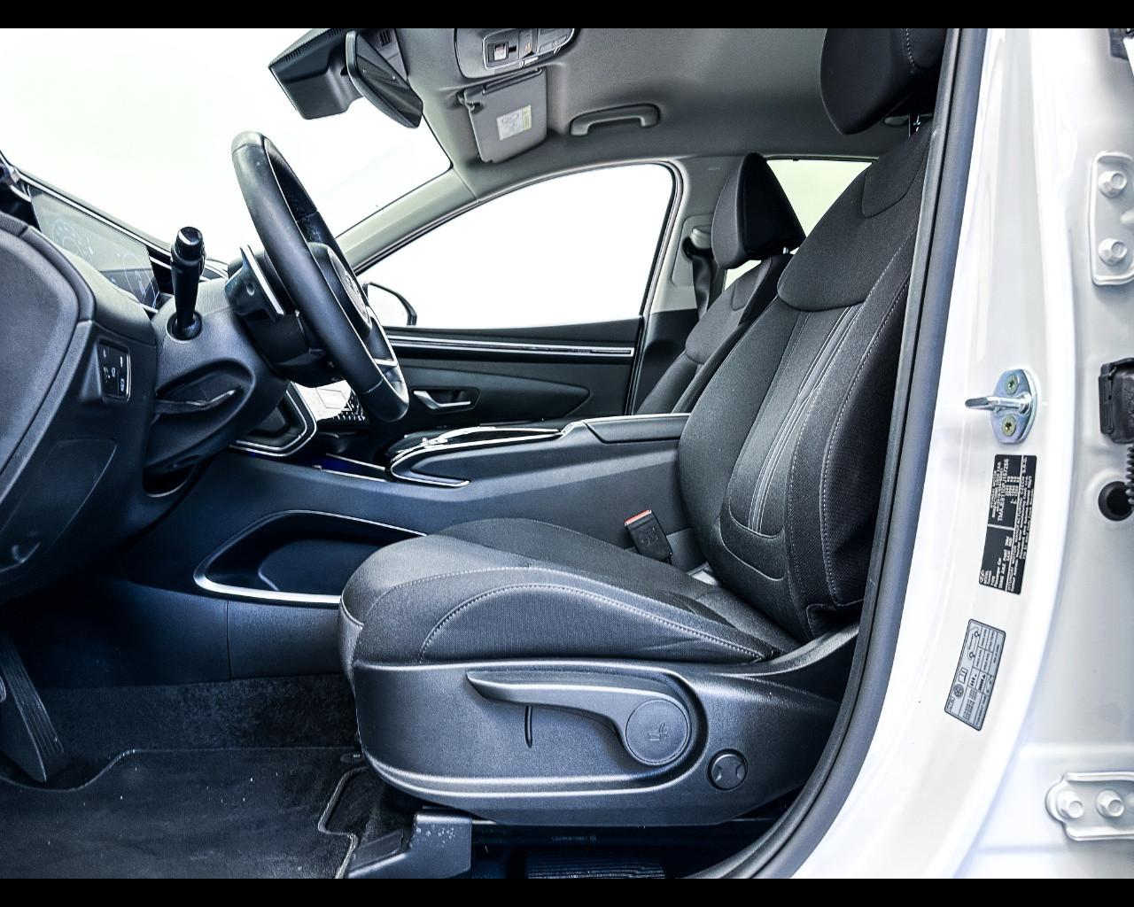 HYUNDAI Tucson 3ª serie - Tucson 1.6 HEV 4WD aut. Exellence