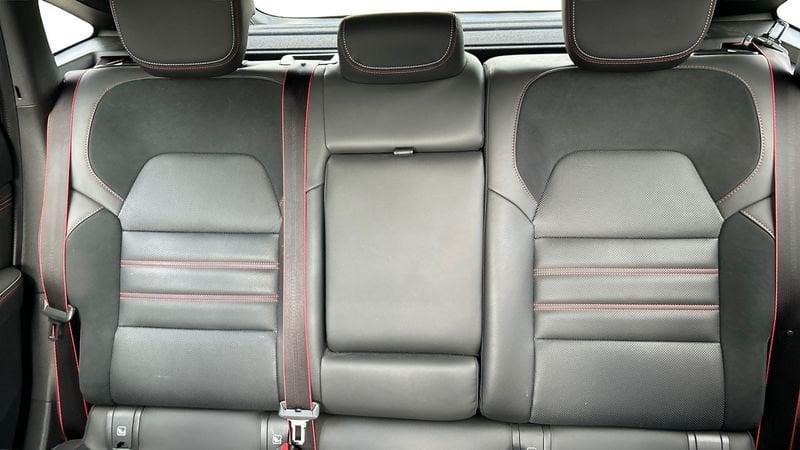 Renault Arkana 1.6 E-Tech full hybrid R.S. Line Fast Track 145cv