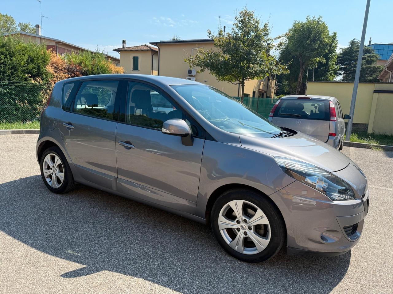 Renault Scenic X-Mod 1.5 dci - NAV. - 12 MESI DI GARANZIA -