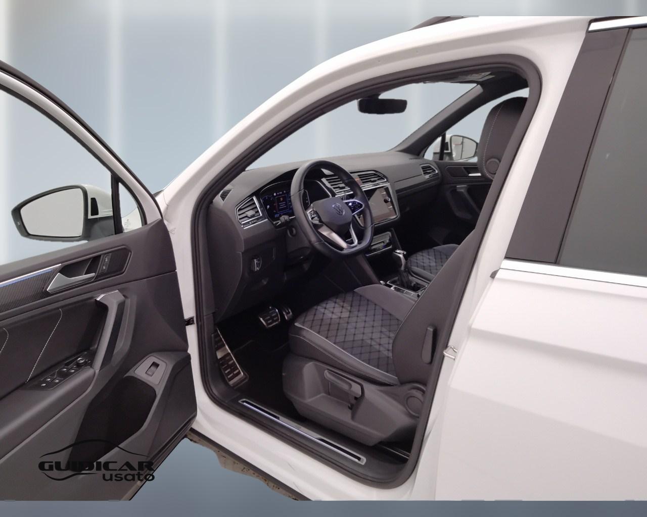VOLKSWAGEN Tiguan II 2021 - Tiguan 2.0 tdi R-Line 4motion 150cv dsg