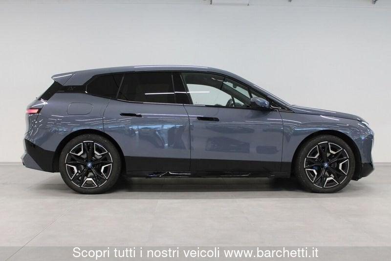 BMW iX xdrive40 pacchetto sportivo