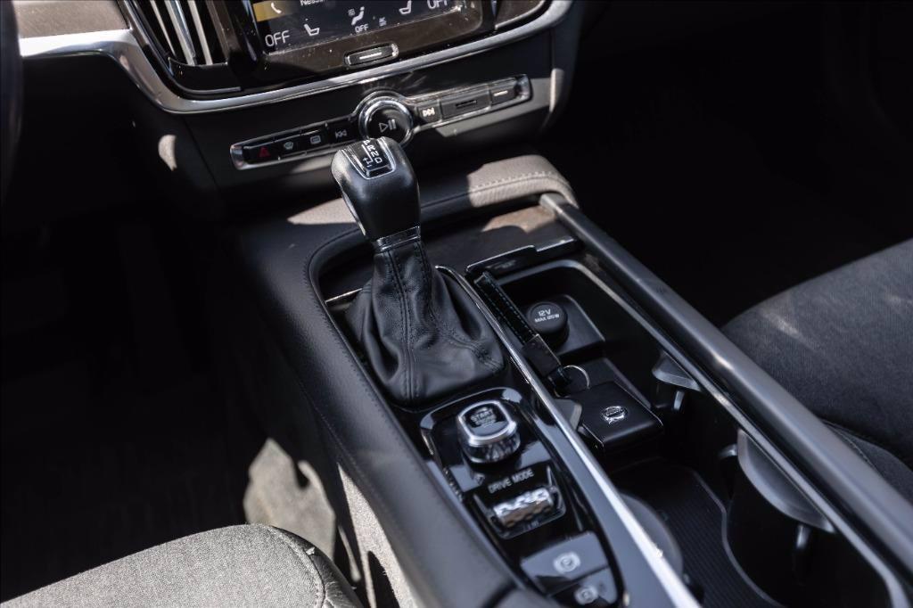VOLVO V90 Cross Country 2.0 d4 Business Plus awd geartr.my20 del 2020